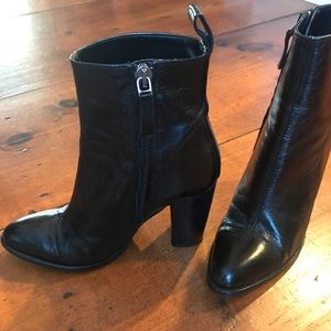 ZARA. Boots